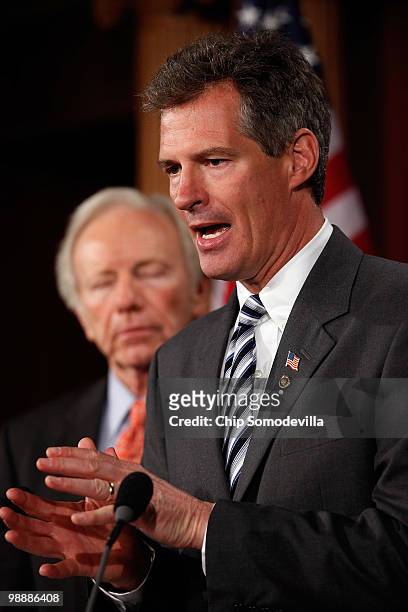 Senate Homeland Security and Governmental Affairs Committee Chairman Joe Lieberman and Sen. Scott Brown hold a news briefing about their proposed...