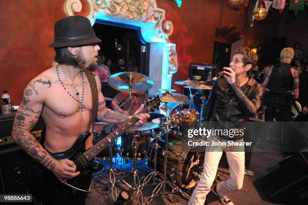 Musicians Dave Navarro, Perry Farrell, and Duff McKagan of Jane's Addiction perform a Cinco De Mayo concert at Bardot on May 5, 2010 in Hollywood,...