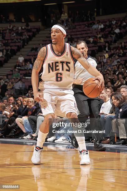 Courtney Lee of the New Jersey Nets drives the ball against the Phoenix Suns during the game on March 31, 2010 at the Izod Center in East Rutherford,...