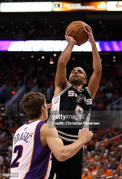 Tony Parker of the San Antonio Spurs puts up a shot against the Phoenix Suns during Game One of the Western Conference Semifinals of the 2010 NBA...