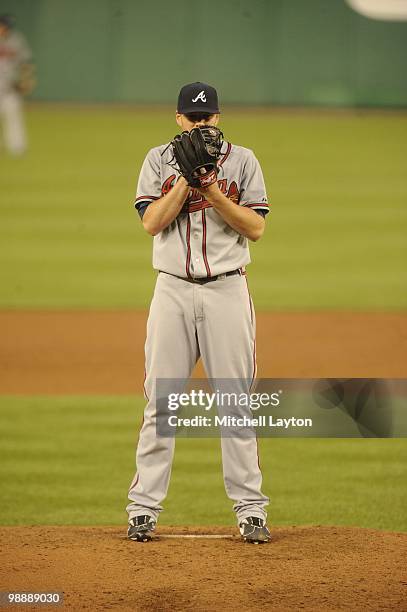 Tommy Hanson of the Atlanta Braves pitches during a baseball game against the Washington Nationals on May 5, 2010 at Nationals Park in Washington,...