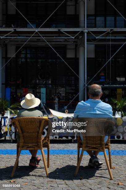 After having refurbished the Max Linder cinema last April, the Swedish furniture company is back in business by taking over Place Georges-Pompidou on...