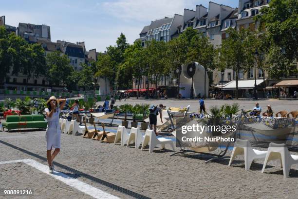 After having refurbished the Max Linder cinema last April, the Swedish furniture company is back in business by taking over Place Georges-Pompidou on...