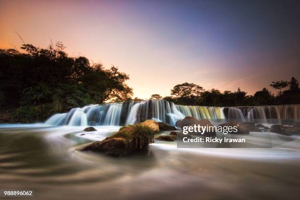 curug parigi - parigi stock pictures, royalty-free photos & images