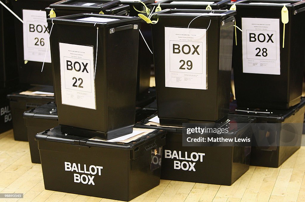 The 2010 General Election - The British Public Go To The Polls
