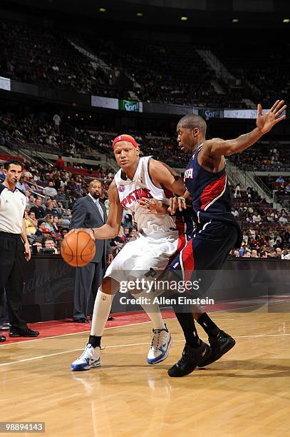 Charlie Villanueva of the Detroit Pistons drives the ball against the Atlanta Hawks during the game at the Palace of Auburn Hills on April 7, 2010 in...