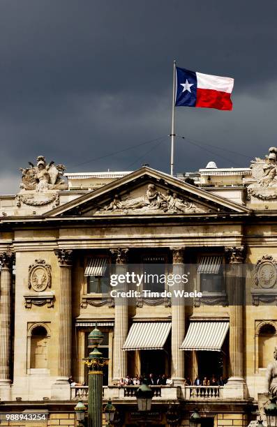 Tour De France, Stage 20, Ambassade Usa Ambacy, Drapeau Flag Vlag Texas, Ville D'Avray - Paris Champs-Elysees , Ronde Van Frankrijk 2003 , 100 Ans,...