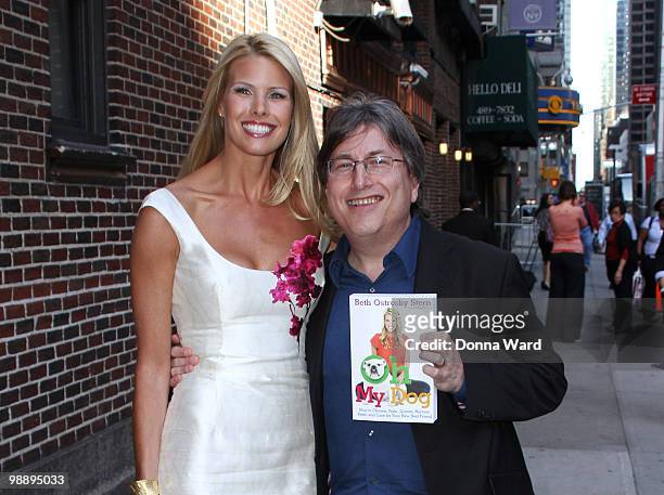Beth Ostrosky Stern visits "Late Show With David Letterman" at the Ed Sullivan Theater on May 6, 2010 in New York City.
