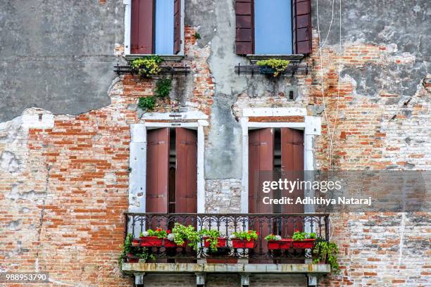 Small Shutter Computer 1,032 Small Shutters Stock Photos, High-Res Pictures, and Images ...