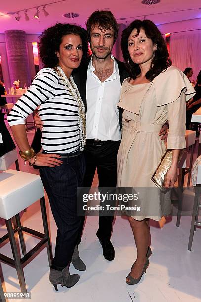 Kerstin Linnartz and Guido Broscheit with actress Carolina Vera Squella attend the 'OK! Style Award 2010' at the British embassy on May 6, 2010 in...