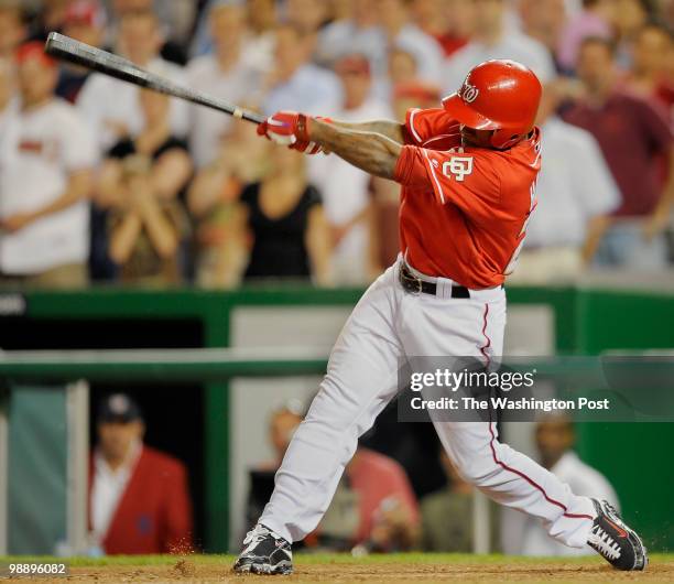 Nationals Willie Harris hits the game winning RBI in the bottom ofthe 9th inning as the Washington Nationals defeat the Atlanta Braves 3 - 2 at...