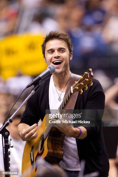Kris Allen celebrates the VH1 Save the Music Foundation at the Conseco Fieldhouse on May 6, 2010 in Indianapolis, Indiana.