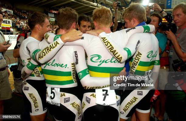 World Track Championships 2003, Men'S Team Pursuit1St And New World Record Team Equipe Australia Australie, Brown Graemeroberts Lukelancaster...