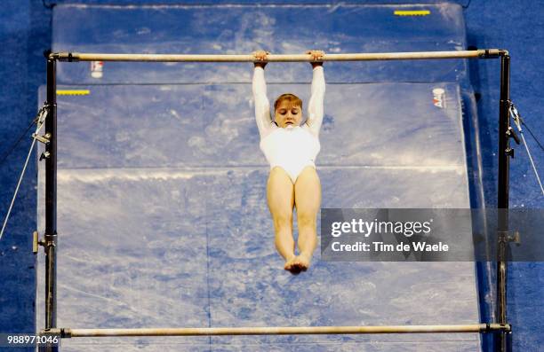 World Championships 2003 /Pavlova Anna , Rus, Uneven Bars, Barres Asymetriques, Women Qualification, Qualifications Femmes Championat Du Monde...