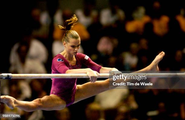 World Championships 2003, Khorkina Svetlana , Gold Medal, Medaille D'Or, Uneven Bars, Barres Asymetriques, Womens Individual All-Round Final, Finale...