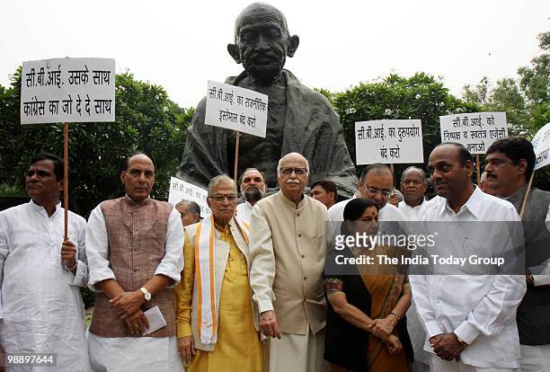 Senior leaders L.K.Advani, Rajnath Singh, Sushma Swaraj, Murli Manohar Joshi and Arun Jaitley protest against CBI outside Parliament on May 6, 2010.