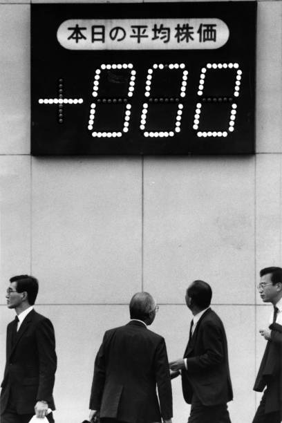 UNS: 19th October 1987 - Stock Markets Crash On 'Black Monday'