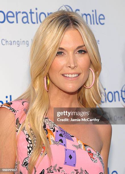 Actors Tinsley Mortimer walks the red carpet during the Operation Smile Annual Gala at Cipriani, Wall Street on May 6, 2010 in New York City.