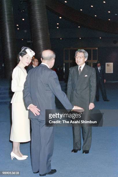 Crown Prince Akihito and Crown Princess Michiko visit the Peace Memorial Hall at Okinawa Peace Memorial Park on October 24, 1987 in Itoman, Okinawa,...