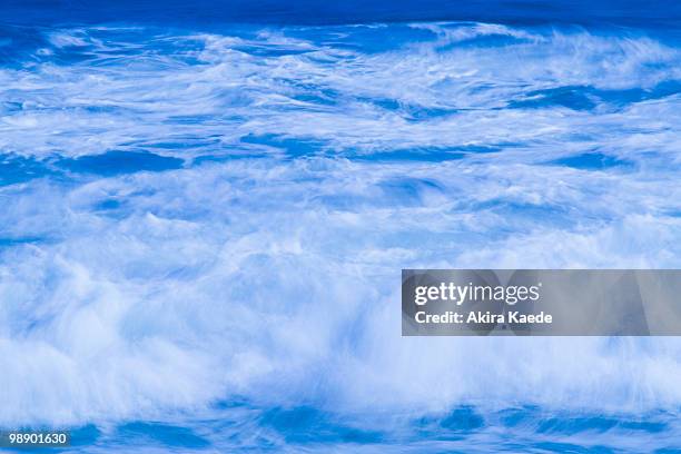 waves crashing, pacific ocean, japan - atsumi stockfoto's en -beelden