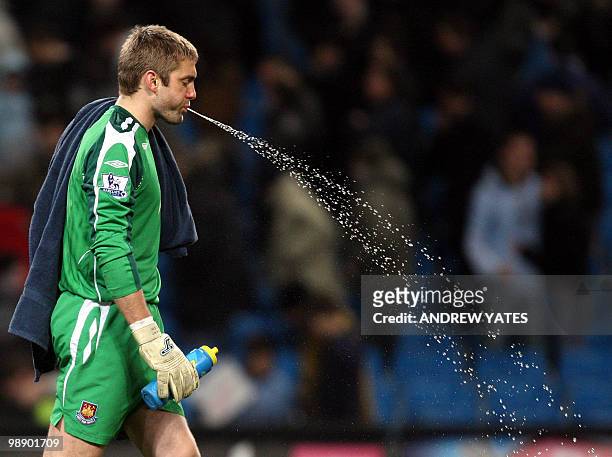 Robert Green of West Ham United reacts at the final whistle after the FA Cup third round replay football match against Manchester City 16 January...