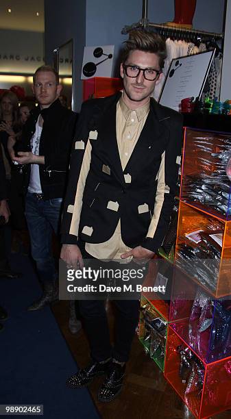 Henry Holland attends the Teen Vogue Handbook UK launch at Marc Jacobs Boutique on May 6, 2010 in London,England.