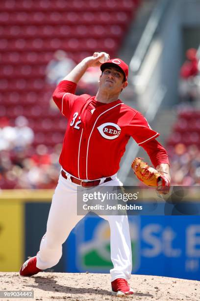 Matt Harvey of the Cincinnati Reds pitches in the second inning against the Milwaukee Brewers at Great American Ball Park on July 1, 2018 in...