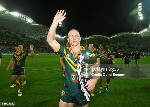 Darren Lockyer of the Kangaroos waves to the crowd after winning the ARL Test match between the Australian Kangaroos and the New Zealand Kiwis at...