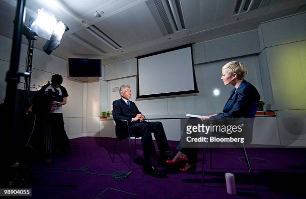 Peter Brabeck-Letmathe, chairman of Nestle SA, center, speaks during a television interview in London, U.K., on Friday, May 7, 2010. Stocks slumped...