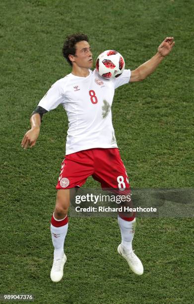 Thomas Delaney of Denmark controls the ball during the 2018 FIFA World Cup Russia Round of 16 match between Croatia and Denmark at Nizhny Novgorod...