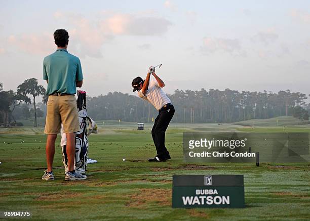 Bubba Watson warms up on the practice area prior to the second round of THE PLAYERS Championship on THE PLAYERS Stadium Course at TPC Sawgrass on May...
