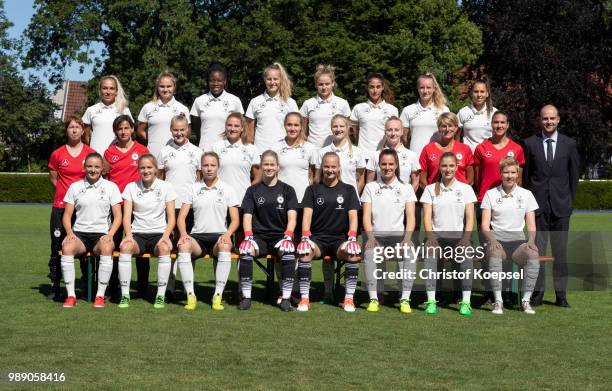 Upper row starts Gina-Maria Chmielinski, Lara Schenk, Mara Grutkamp, Nicole Anyomi, Maren Tellenbroeker, Lena Uebach, Fatma Sakar, Anna Lena Riedel...