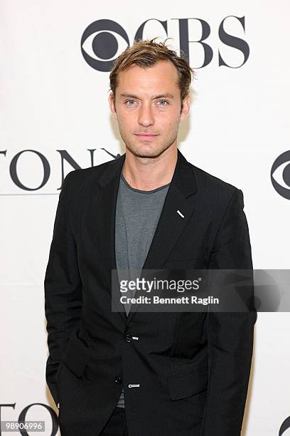 Actor Jude Law attends the 2010 Tony Awards Meet the Nominees press reception at The Millennium Broadway Hotel on May 5, 2010 in New York City.