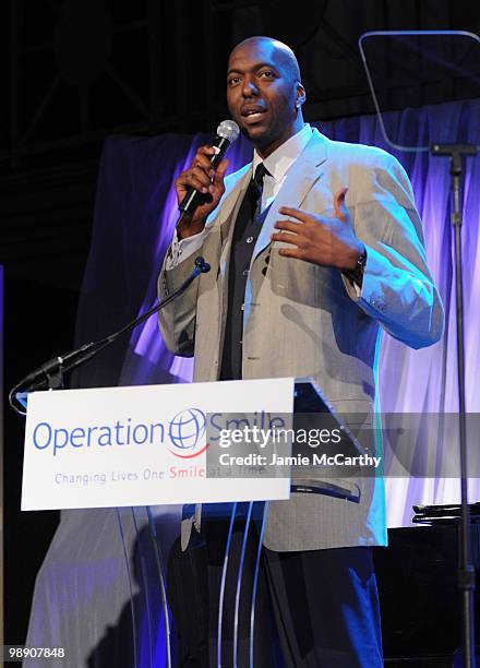 Former NBA player John Salley speaks at the Operation Smile Annual Gala at Cipriani, Wall Street on May 6, 2010 in New York City.