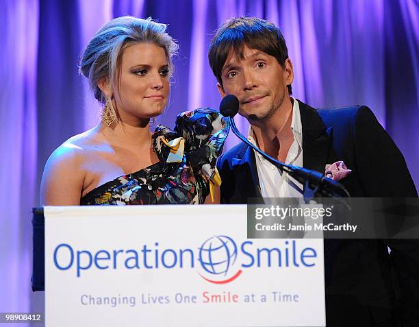 Stylist Ken Paves and Jessica Simpson speak at the Operation Smile Annual Gala at Cipriani, Wall Street on May 6, 2010 in New York City.