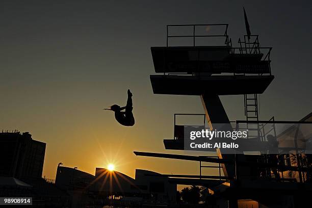 Anna Lindberg of Sweden dives during training at the Fort Lauderdale Aquatic Center during Day 2 of the AT&T USA Diving Grand Prix on May 7, 2010 in...