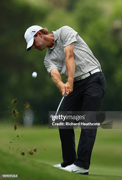 Lucas Glover plays into the seventh green during the second round of THE PLAYERS Championship held at THE PLAYERS Stadium course at TPC Sawgrass on...