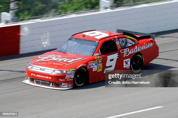 Kasey Kahne, driver of the Budweiser Ford, drives during practice for the NASCAR Sprint Cup Series SHOWTIME Southern 500 at Darlington Raceway on May...