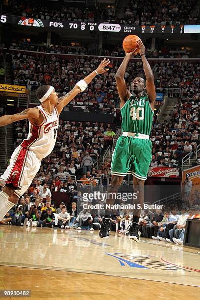 Michael Finley of the Boston Celtics shoots over Jamario Moon of the Cleveland Cavaliers in Game Two of the Eastern Conference Semifinals during the...
