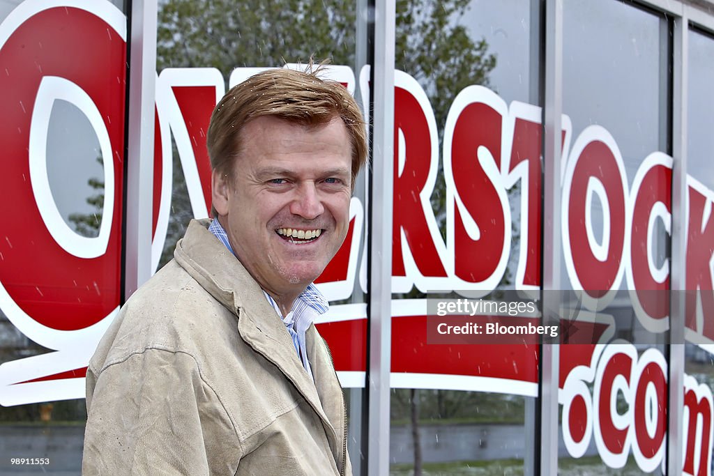 Overstock.com Sales Rise To $264.3 Million From Year Earlier