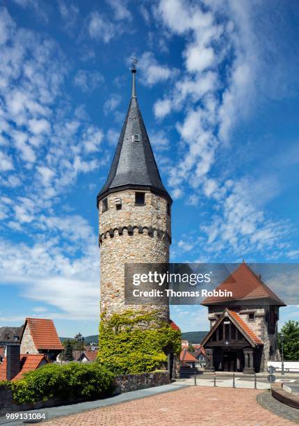 witches' tower and hesse tower, bridge keeper's house, medieval city walls, bad homburg, main-taunus-kreis, hesse, germany - bad homburg stock-fotos und bilder