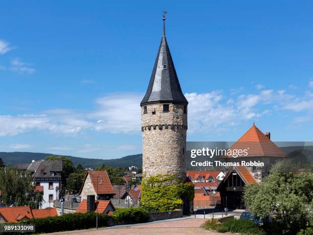 witches' tower and hesse tower, bridge keeper's house, medieval city walls, bad homburg, main-taunus-kreis, hesse, germany - bad homburg stock-fotos und bilder