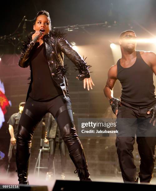 American singer Alicia Keys performs live during a concert at the O2 World on May 7, 2010 in Berlin, Germany. The concert is part of the 2010 tour to...