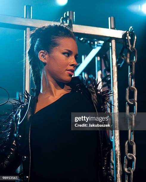 American singer Alicia Keys performs live during a concert at the O2 World on May 7, 2010 in Berlin, Germany. The concert is part of the 2010 tour to...