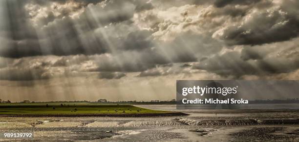 sunset at the north sea - sonnenuntergang an der nordsee - nordsee strand stock pictures, royalty-free photos & images