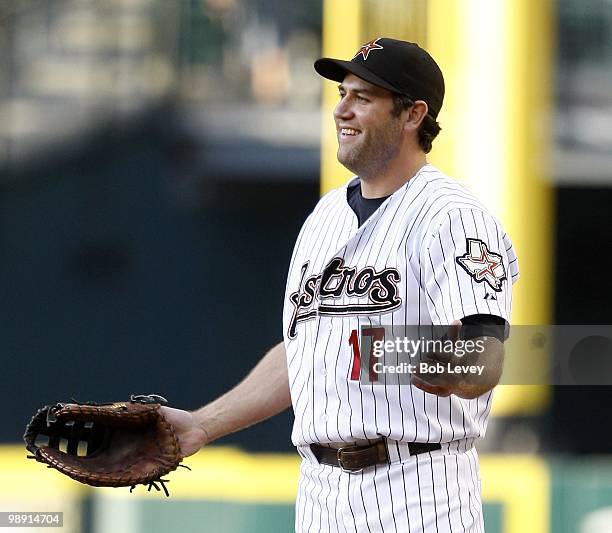 First baseman Lance Berkman of the Houston Astros reacts against the Arizona Diamondbacks at Minute Maid Park on May 6, 2010 in Houston, Texas.