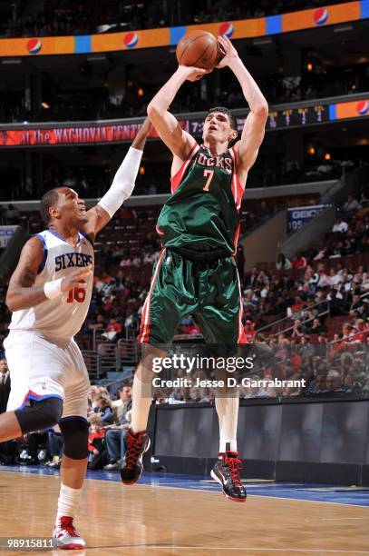 Ersan Ilyasova of the Milwaukee Bucks makes a jumpshot against the Philadelphia 76ers during the game at Wachovia Center on April 9, 2010 in...