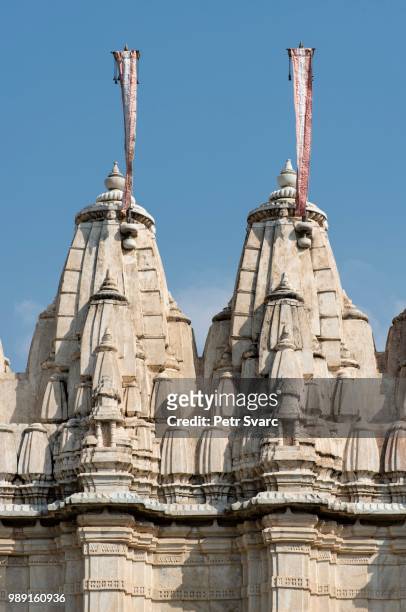 architectural detail, ranakpur jain temple, rajasthan, india - jain temple stock-fotos und bilder