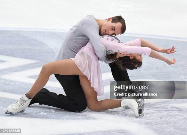 Annika Hocke and Ruben Blommaert in action during the Pair's event of the German Figure Skating Championships taking place in the Eissporthalle...