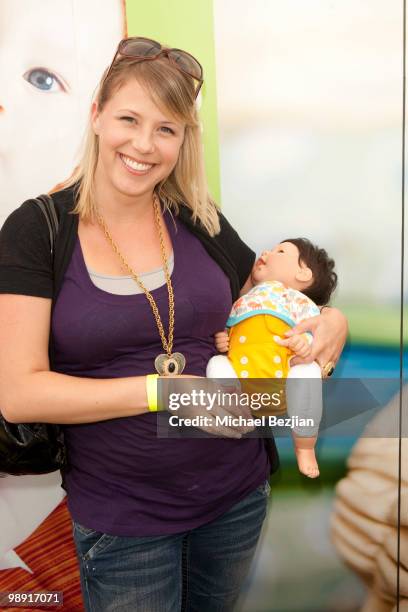 Actress Jodi Sweetin attends the GroVia And Celebrity Parents Celebrate At Annual Dog And Baby Buffet - Day1 at Hyatt Regency Century Plaza on May 7,...